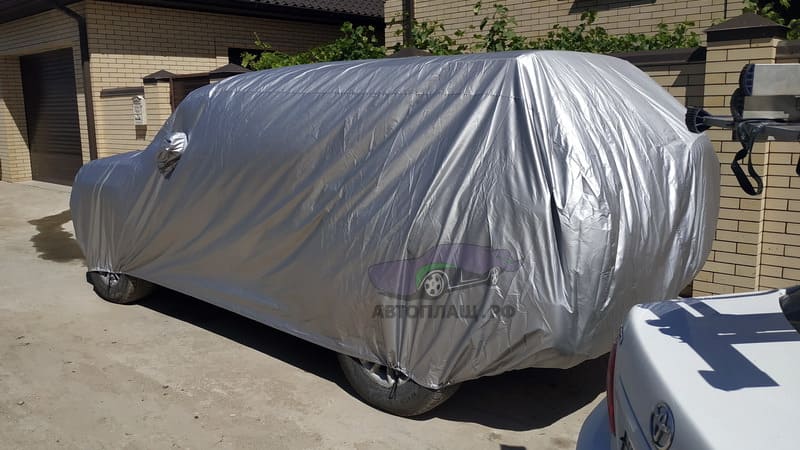 Чехол на авто Nissan Patrol '2004-10 вид сзади